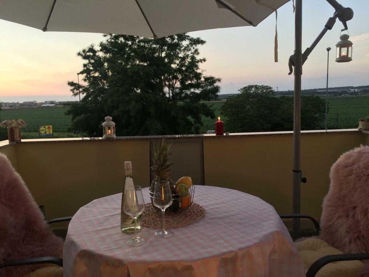 Remi Appartement Umag Buitenkant foto