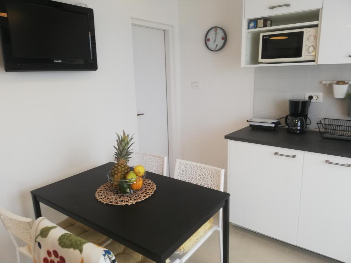 Remi Appartement Umag Buitenkant foto