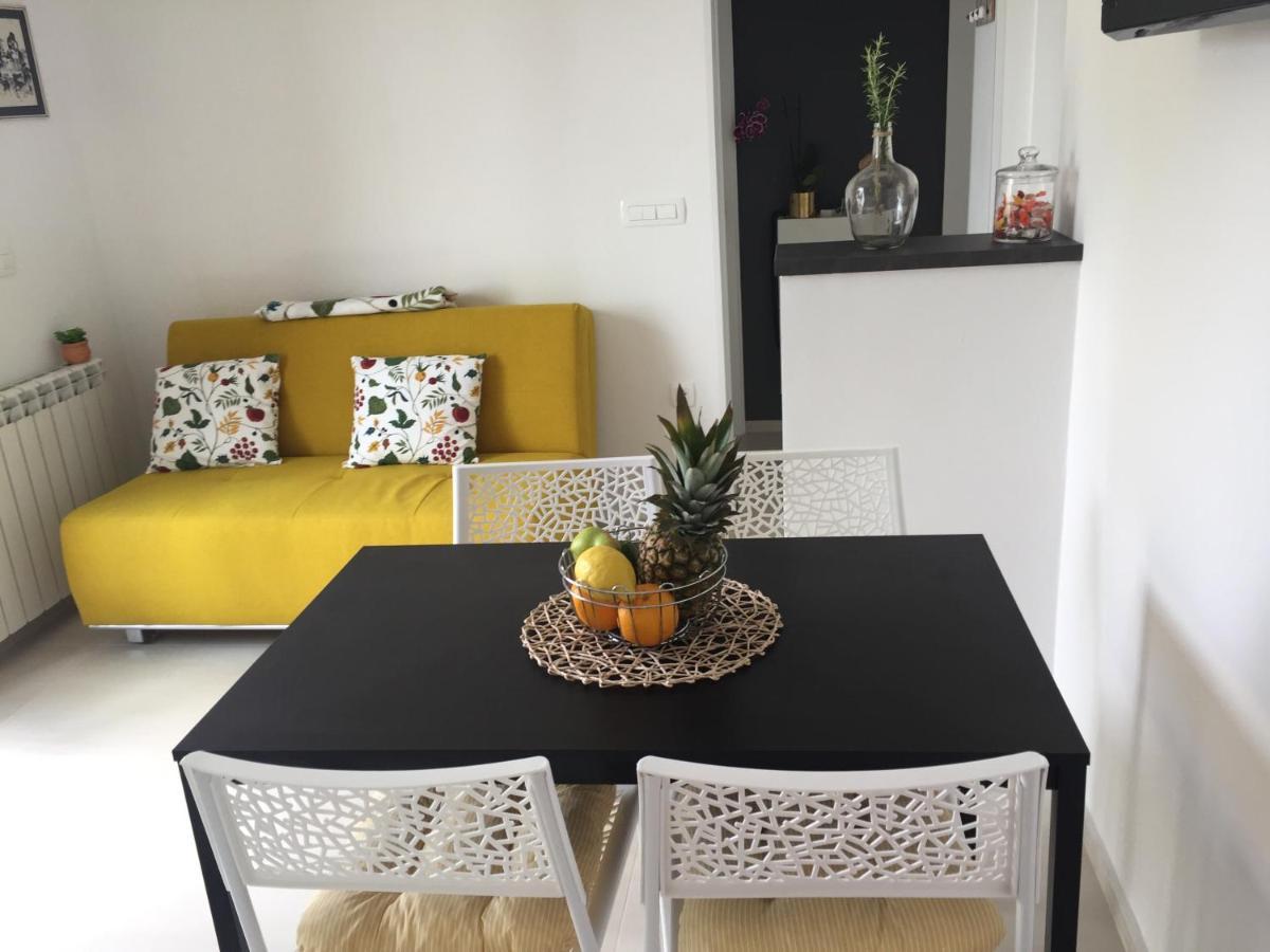 Remi Appartement Umag Buitenkant foto
