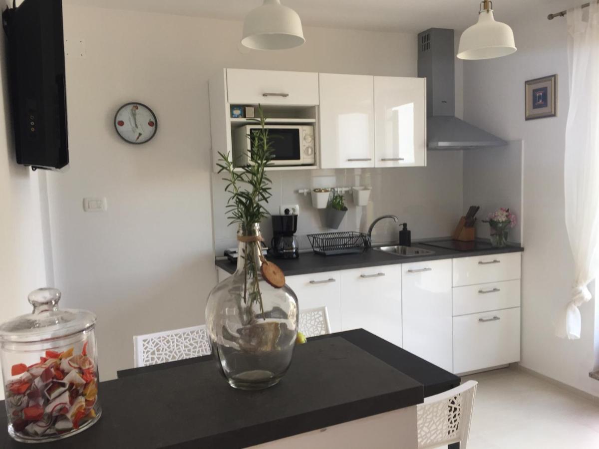 Remi Appartement Umag Buitenkant foto