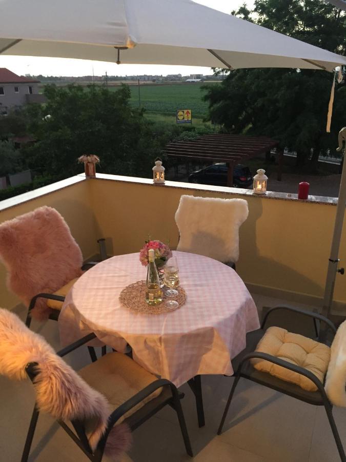Remi Appartement Umag Buitenkant foto